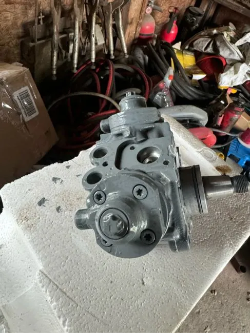 Ford 6.7 injection pump cp4 fuel Image 1