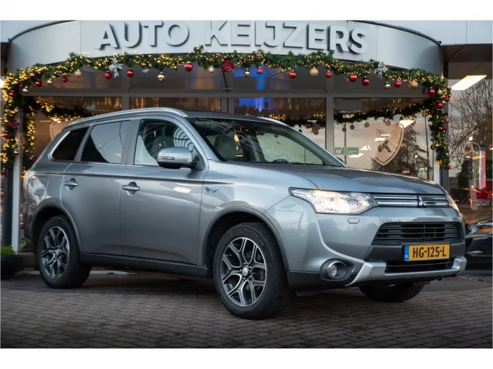 Mitsubishi Outlander 2.0 PHEV instyle+  Image 1