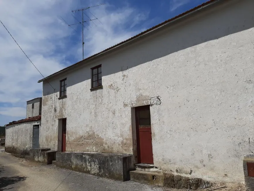 Maison avec terrain au Portugal Image 3