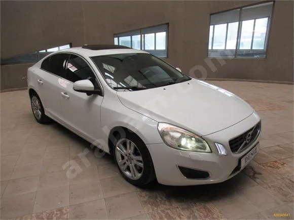 Volvo S60 1.6 T4 Advance Image 2