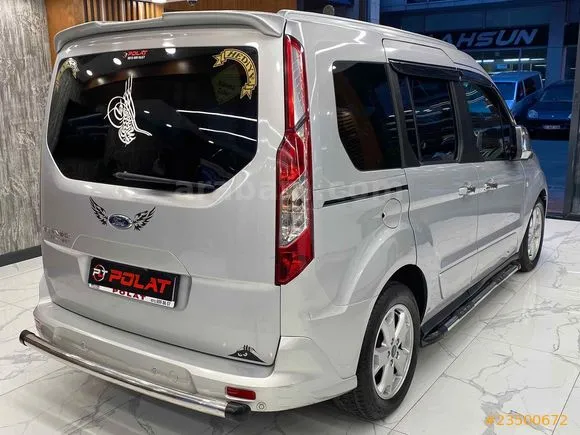 Ford Tourneo Connect 1.5 TDCI Titanium Image 5