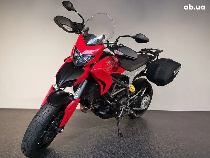 Ducati Hyperstrada Image 4