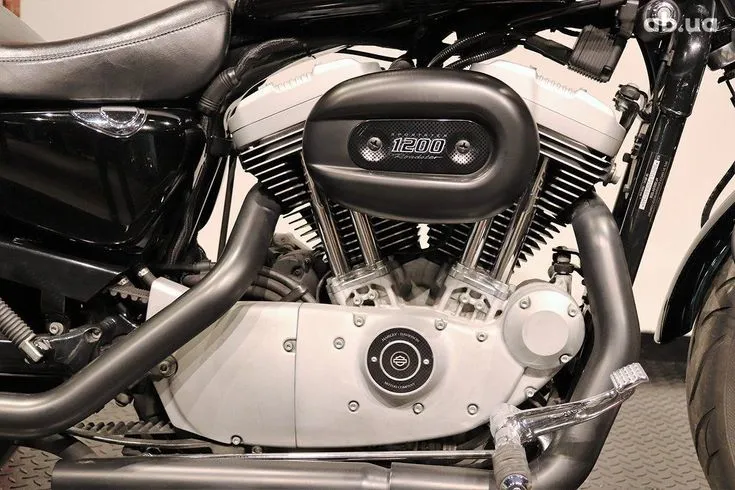 Harley-Davidson XL Image 3