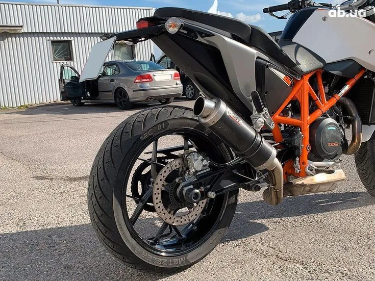 KTM 690 Image 8